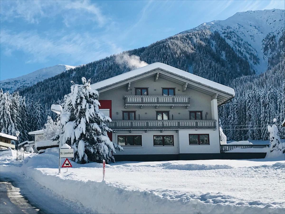 Hotel Garni Burger St. Jakob in Defereggen Exterior foto